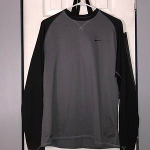 Men’s Nike long sleeve shirt
